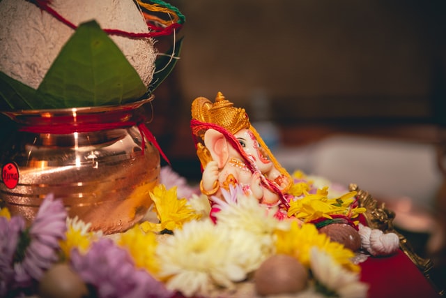 flowers are used in worshipping gods