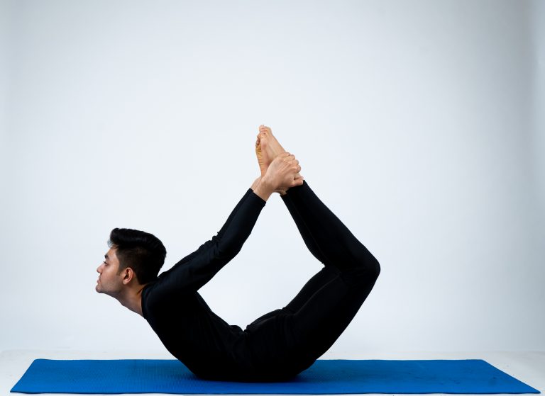 Dhanurasana-Bow-Pose cool yoga to lose visceral fat