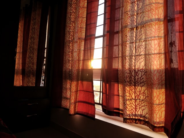 Curtains tips to beat the summer heat